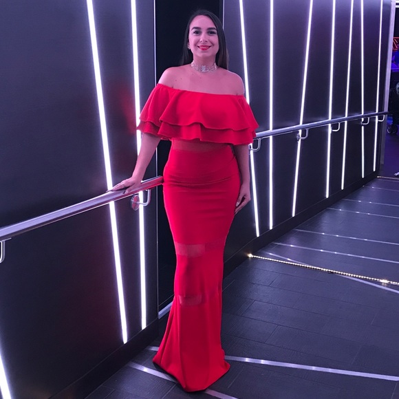 Red Ruffled Top Dress - Picture 3 of 3